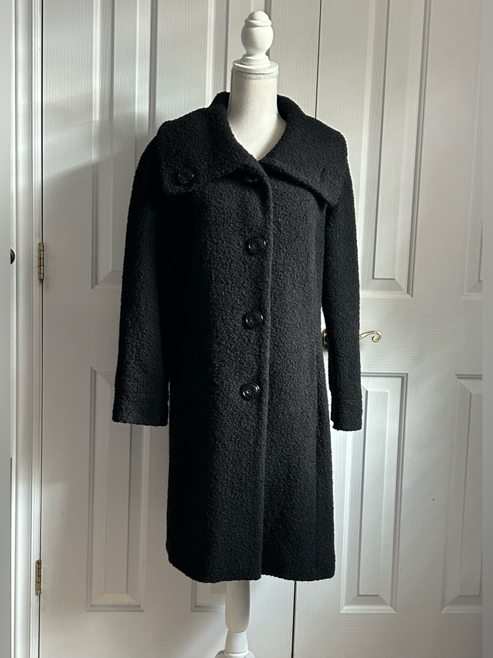 GIACCA Women Wool Bouclé Button-Front Coat, Black, Size Medium